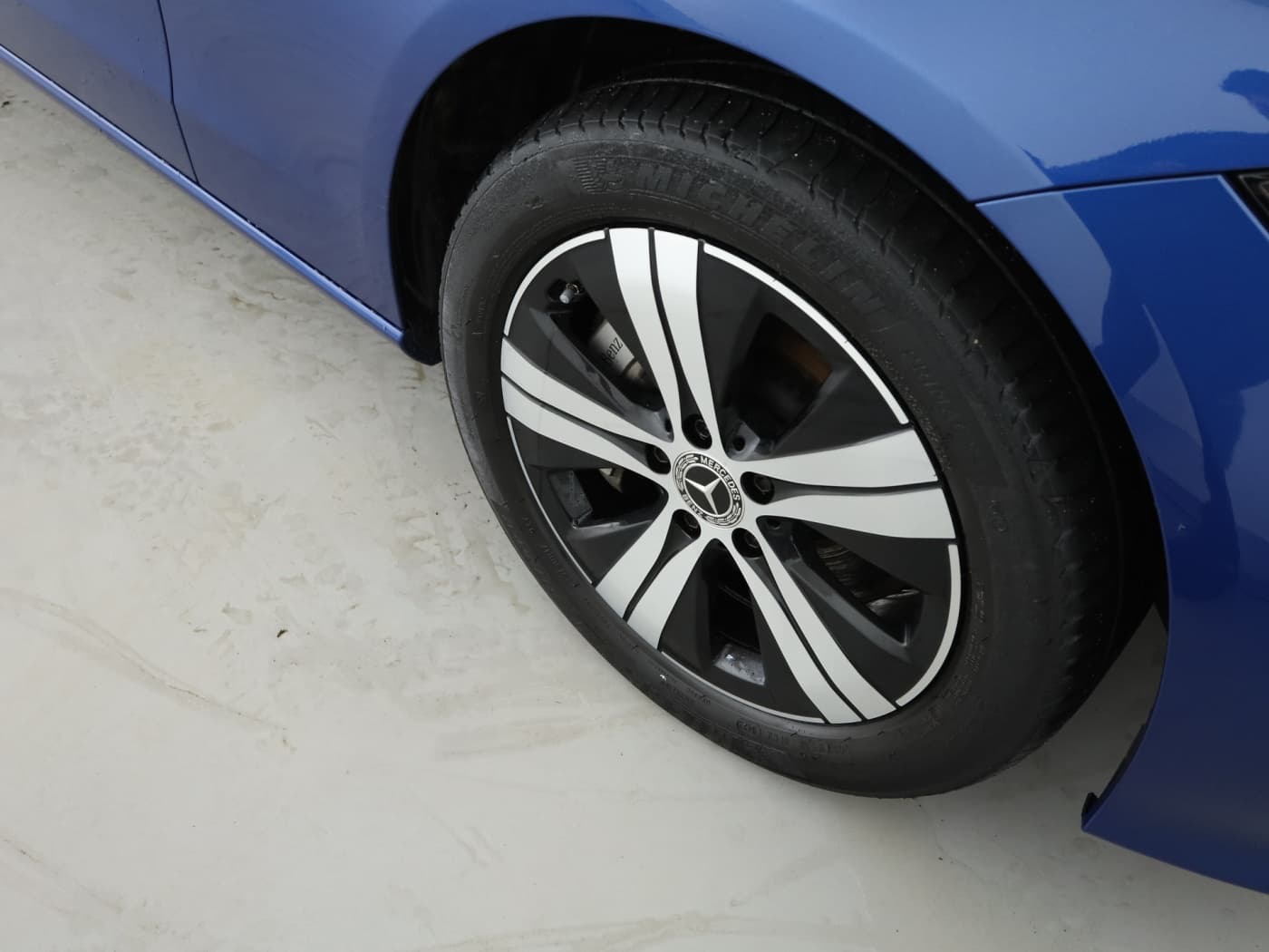 Mercedes-Benz C 300 e T Bild 21