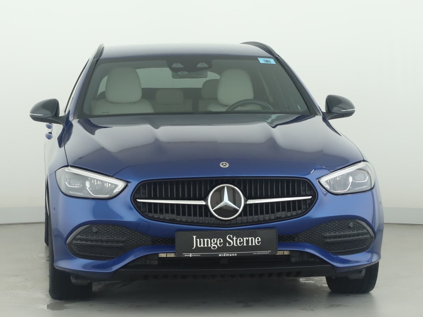 Mercedes-Benz C 300 e T Bild 3