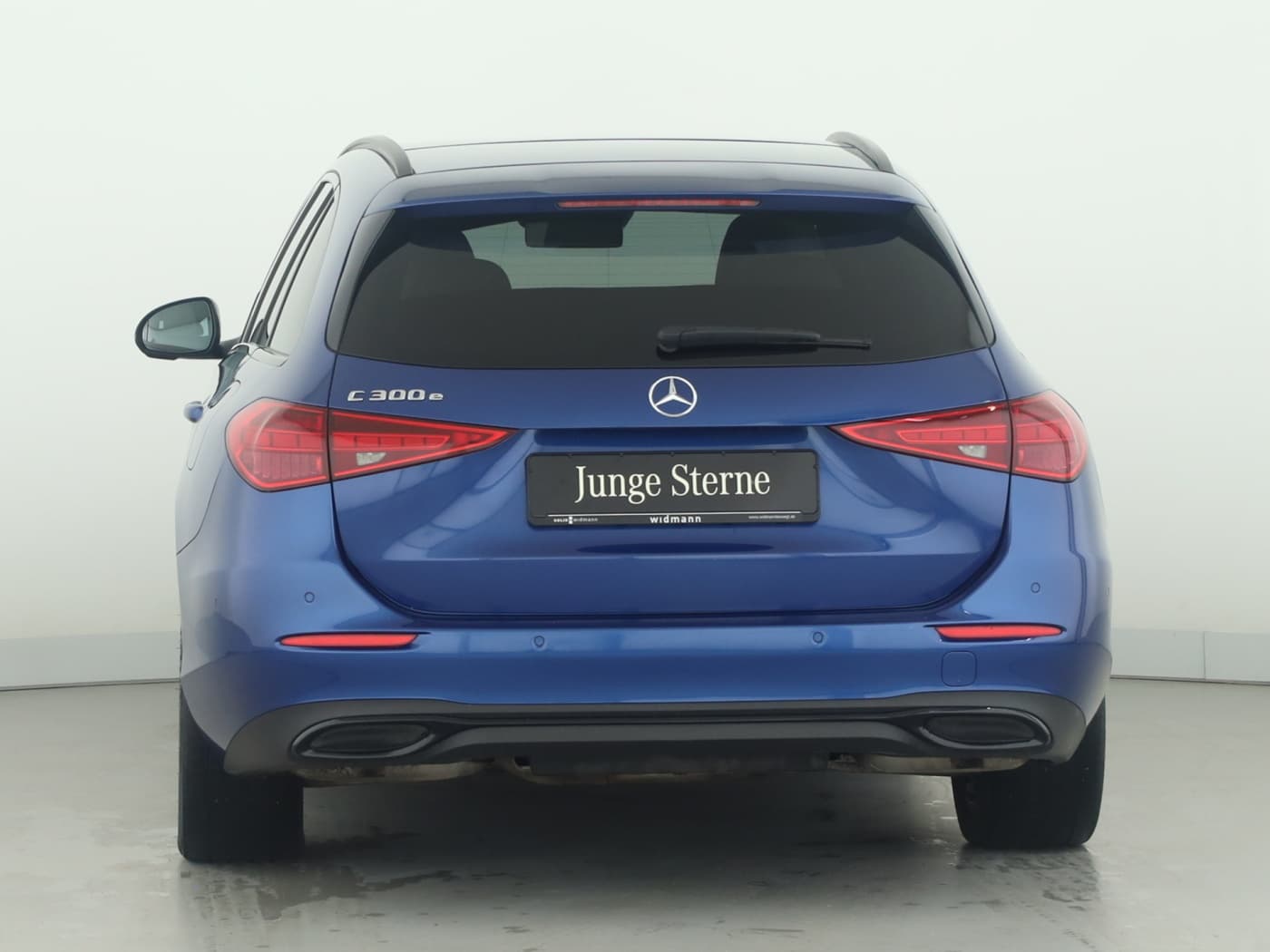 Mercedes-Benz C 300 e T Bild 4