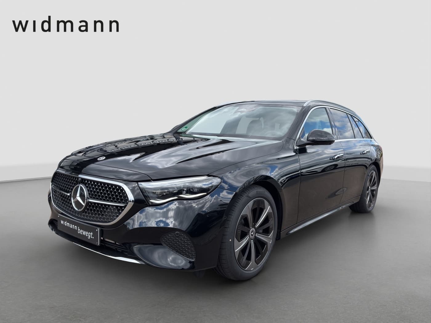 Mercedes-Benz E 300 de T-Modell mit EQ Hybrid Technologie