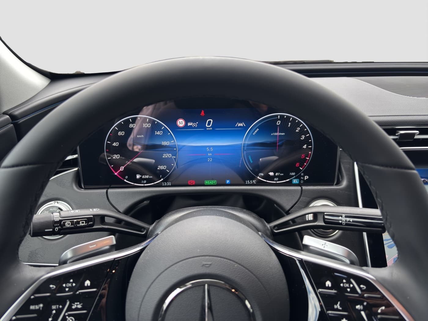 Mercedes-Benz E 300 de T-Modell mit EQ Hybrid Technologie Bild 11