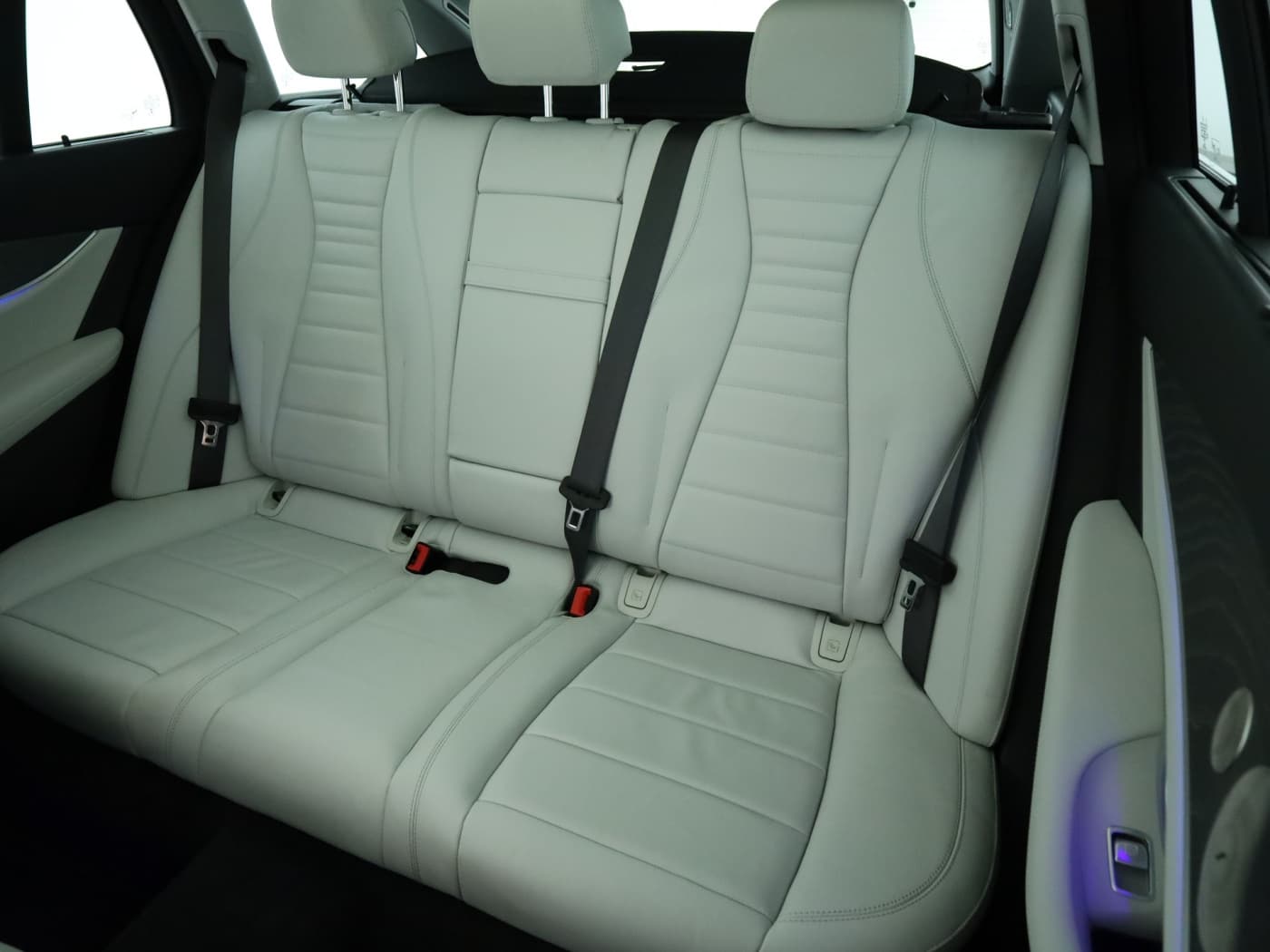 Mercedes-Benz E 400 d T 4M All-Terrain Bild 18