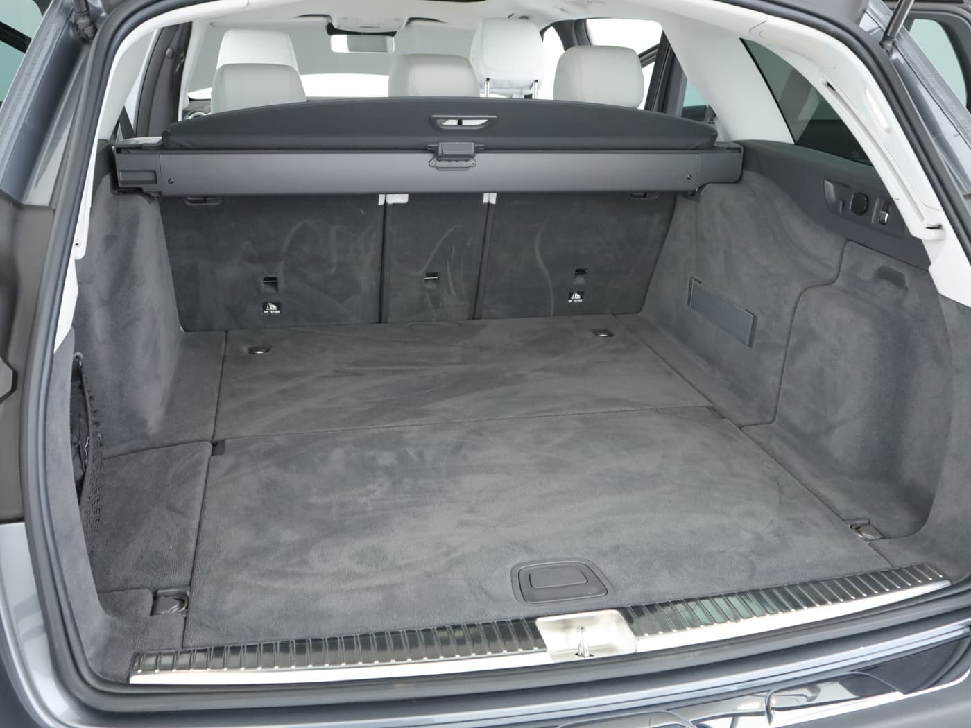 Mercedes-Benz E 400 d T 4M All-Terrain Bild 23