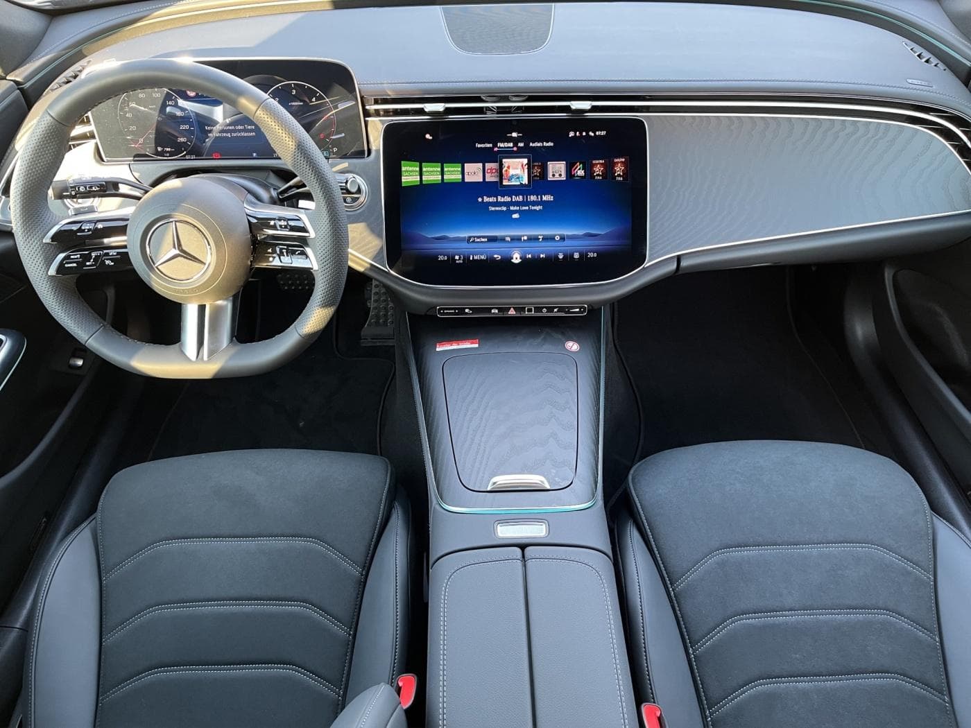 Mercedes-Benz E 200 d T-Modell Bild 12