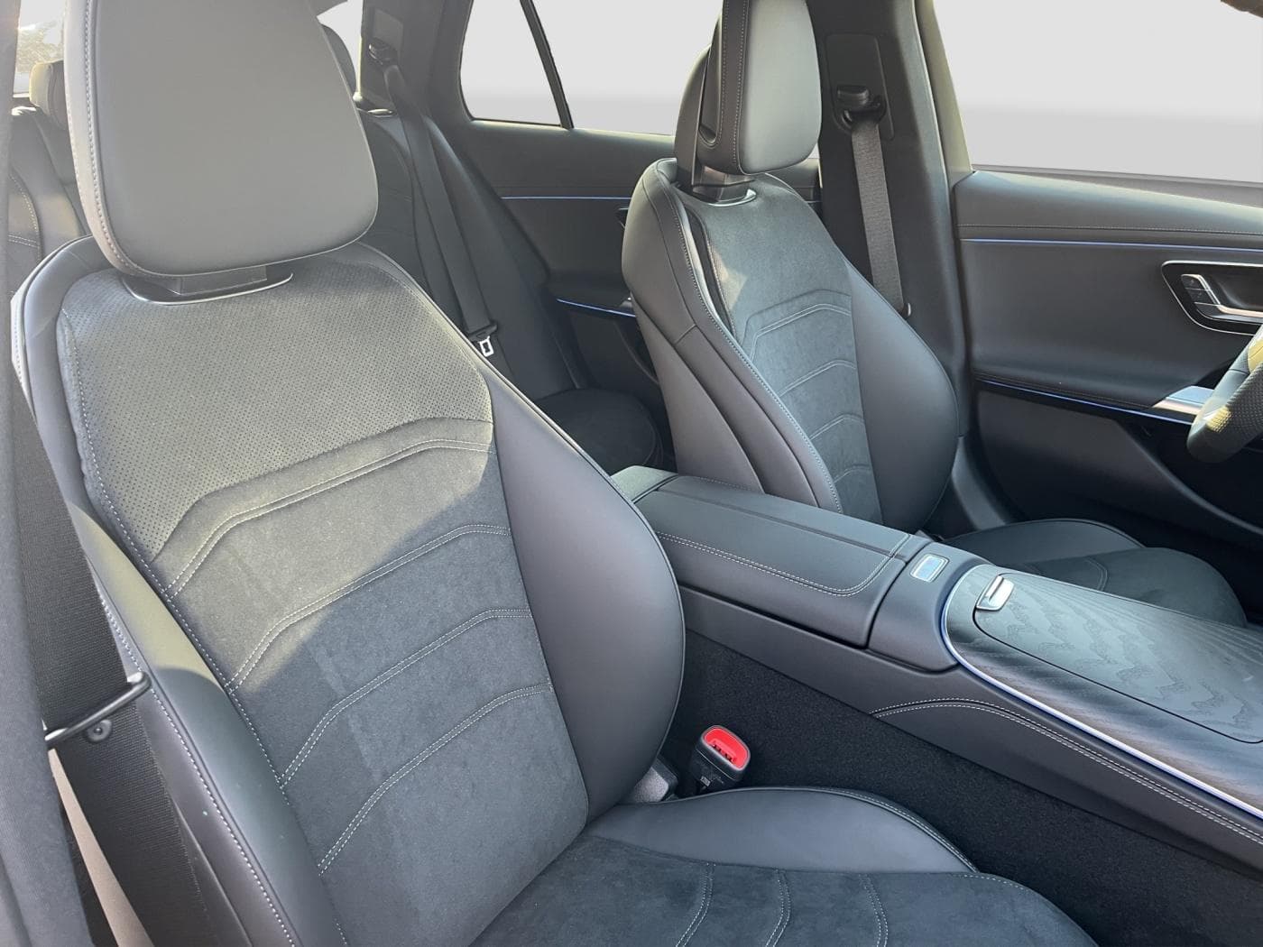 Mercedes-Benz E 200 d T-Modell Bild 13