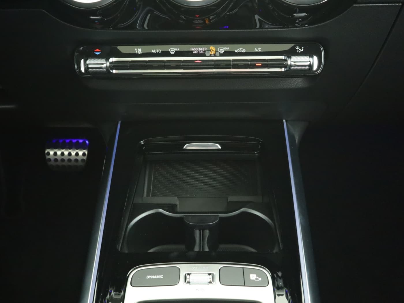 Mercedes-Benz GLA 200 Bild 24