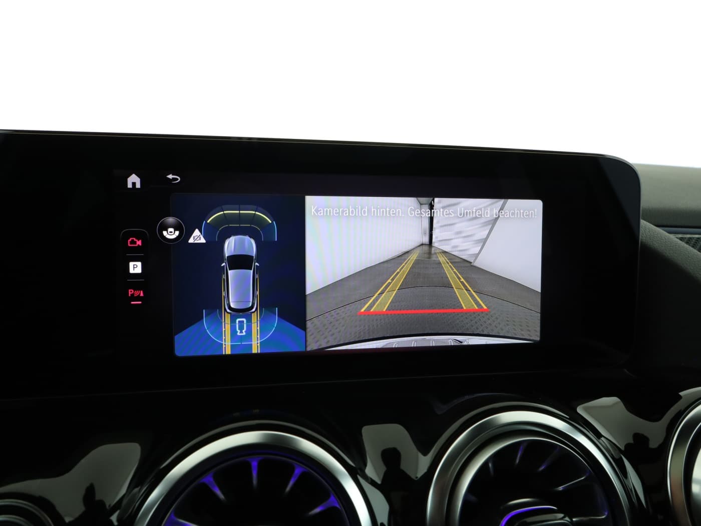 Mercedes-Benz GLA 200 Bild 29