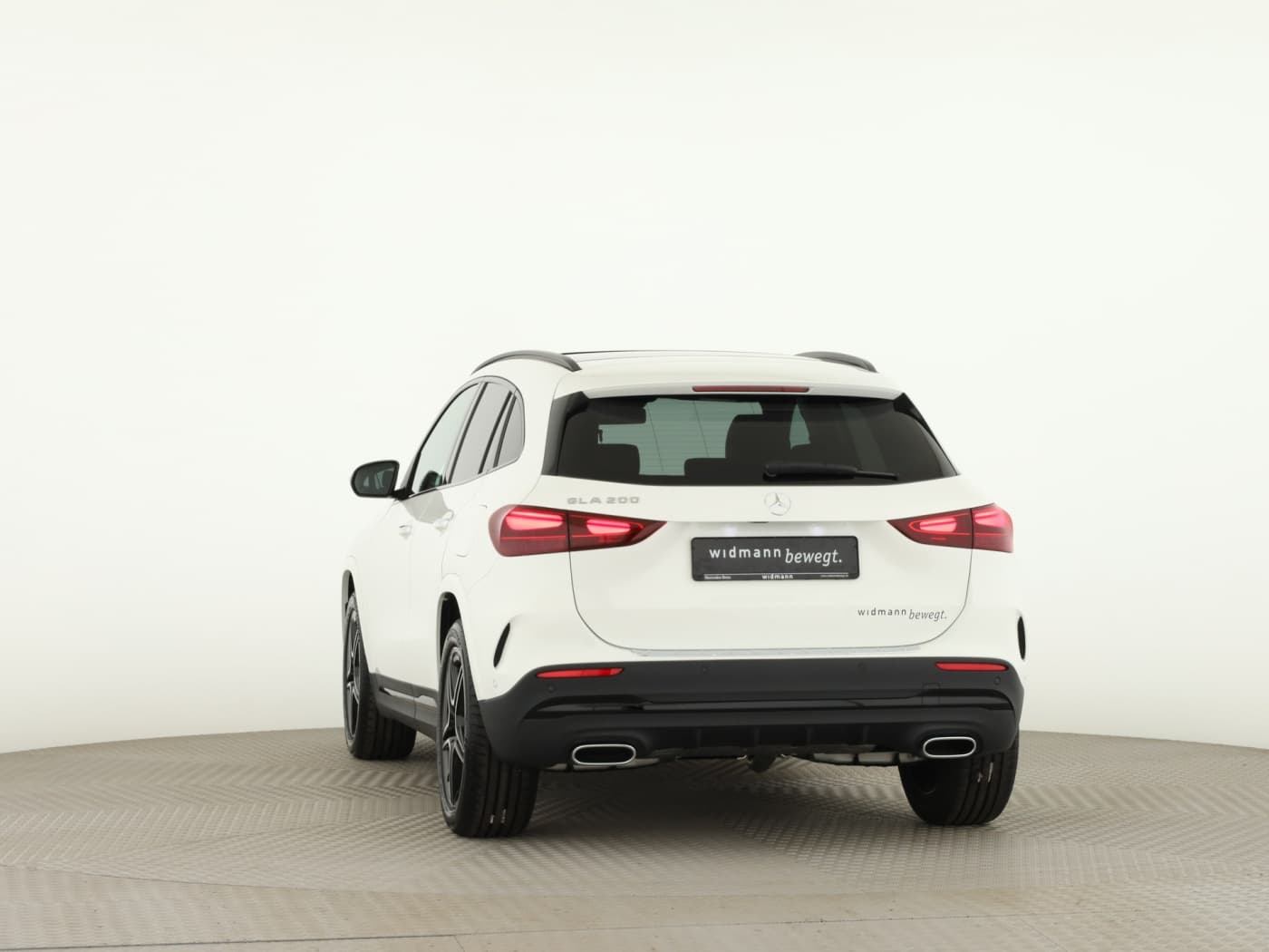 Mercedes-Benz GLA 200 Bild 4