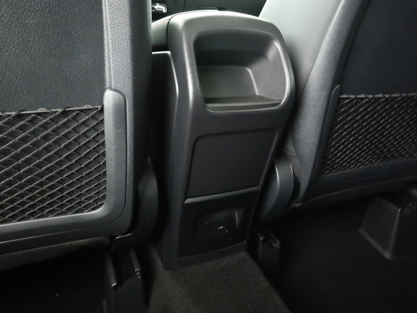 Mercedes-Benz GLA 250 e Bild 23