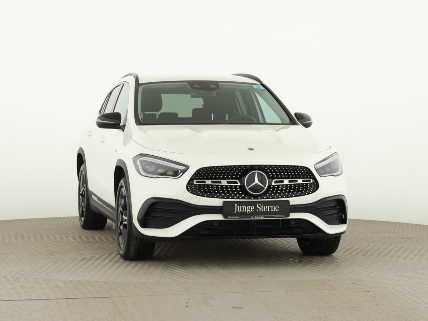 Mercedes-Benz GLA 250 e Bild 3