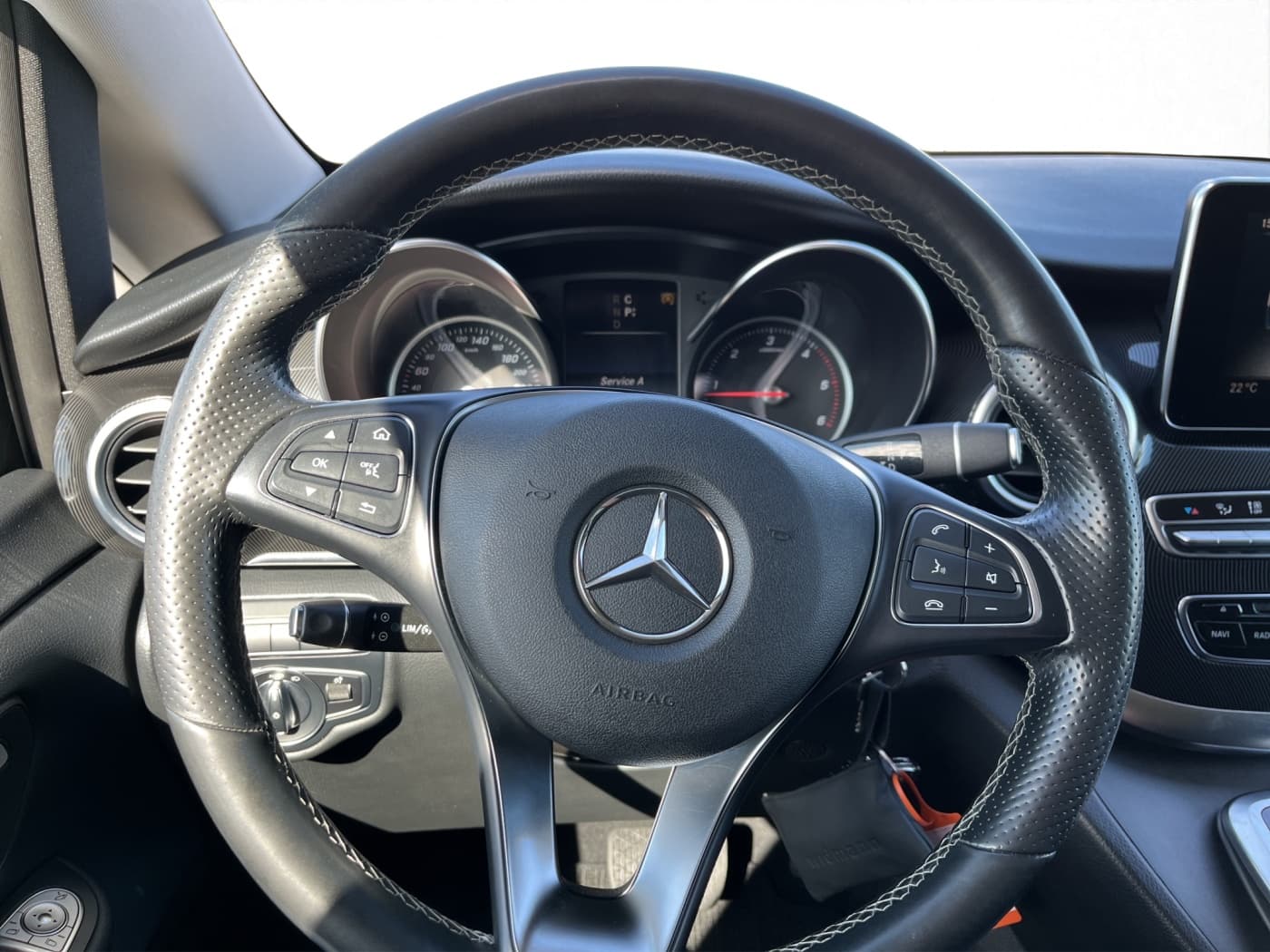 Mercedes-Benz V 250 d 4MATIC EDITION XL Bild 10