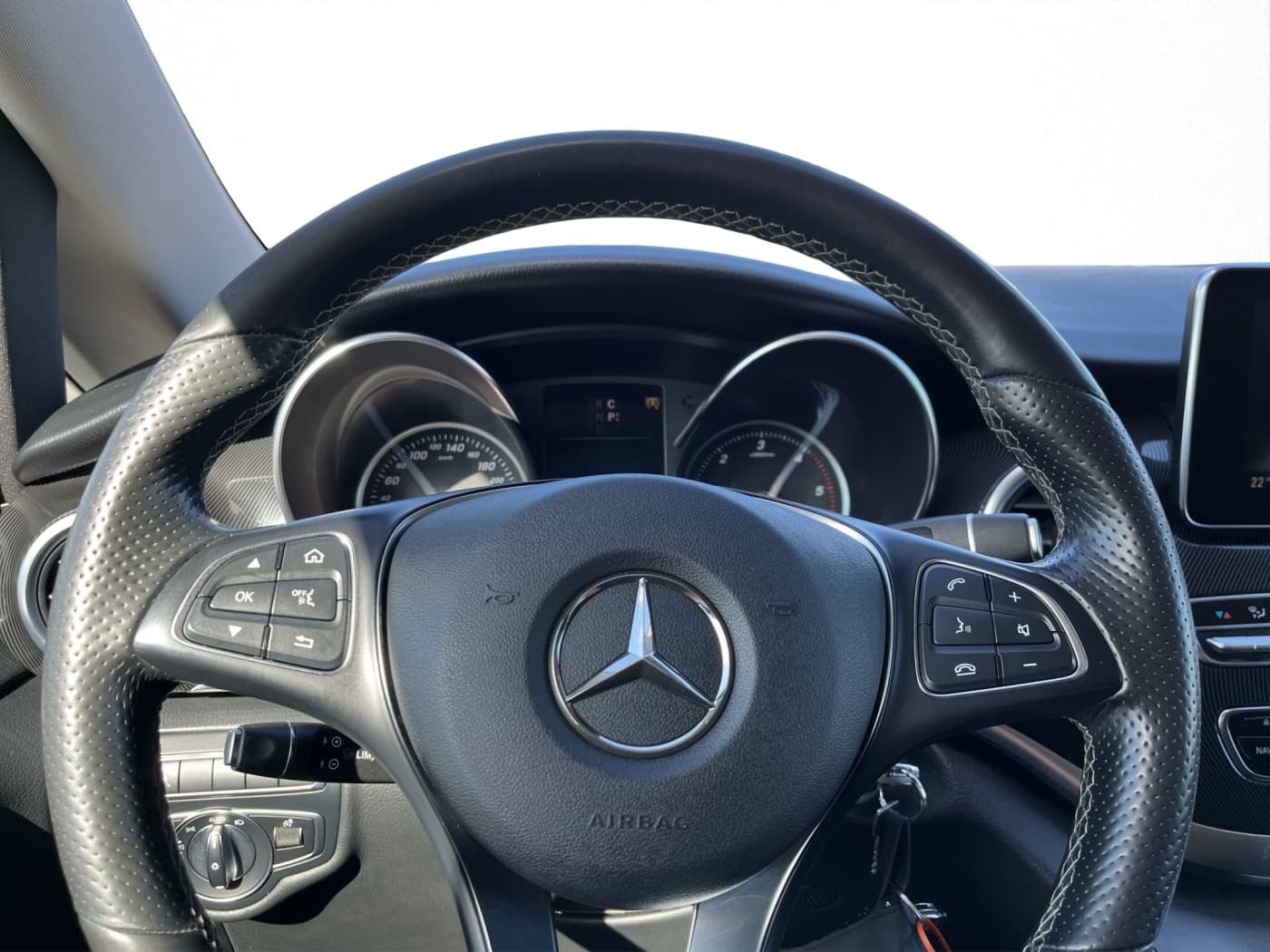 Mercedes-Benz V 250 d 4MATIC EDITION XL Bild 11