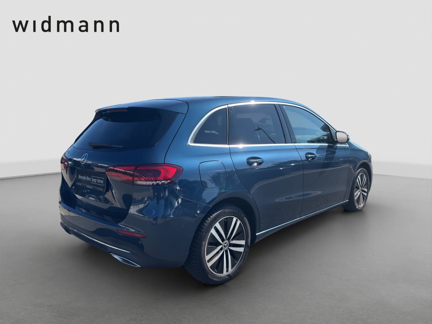 Mercedes-Benz B 250 e Bild 3