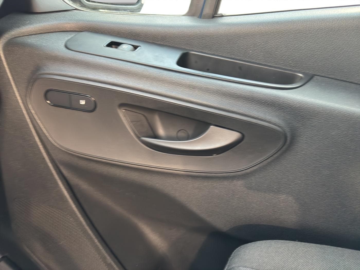 Mercedes-Benz Sprinter 319 CDI Kasten 6-Zylinder Bild 14