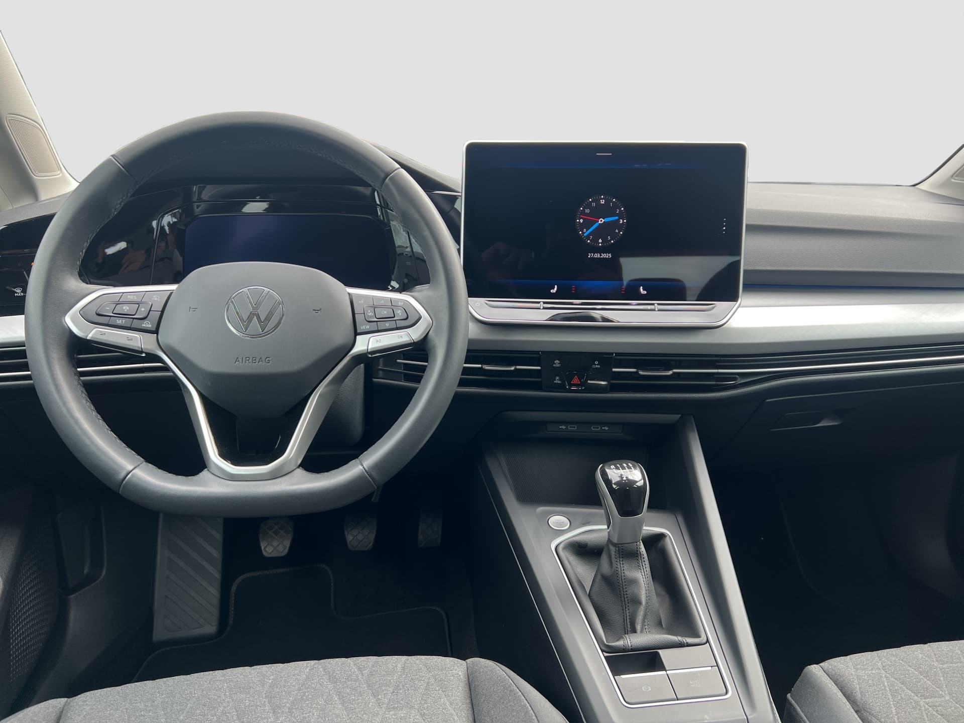 Volkswagen Golf Life 1,5 TSI 115 PS ACC Bild 9