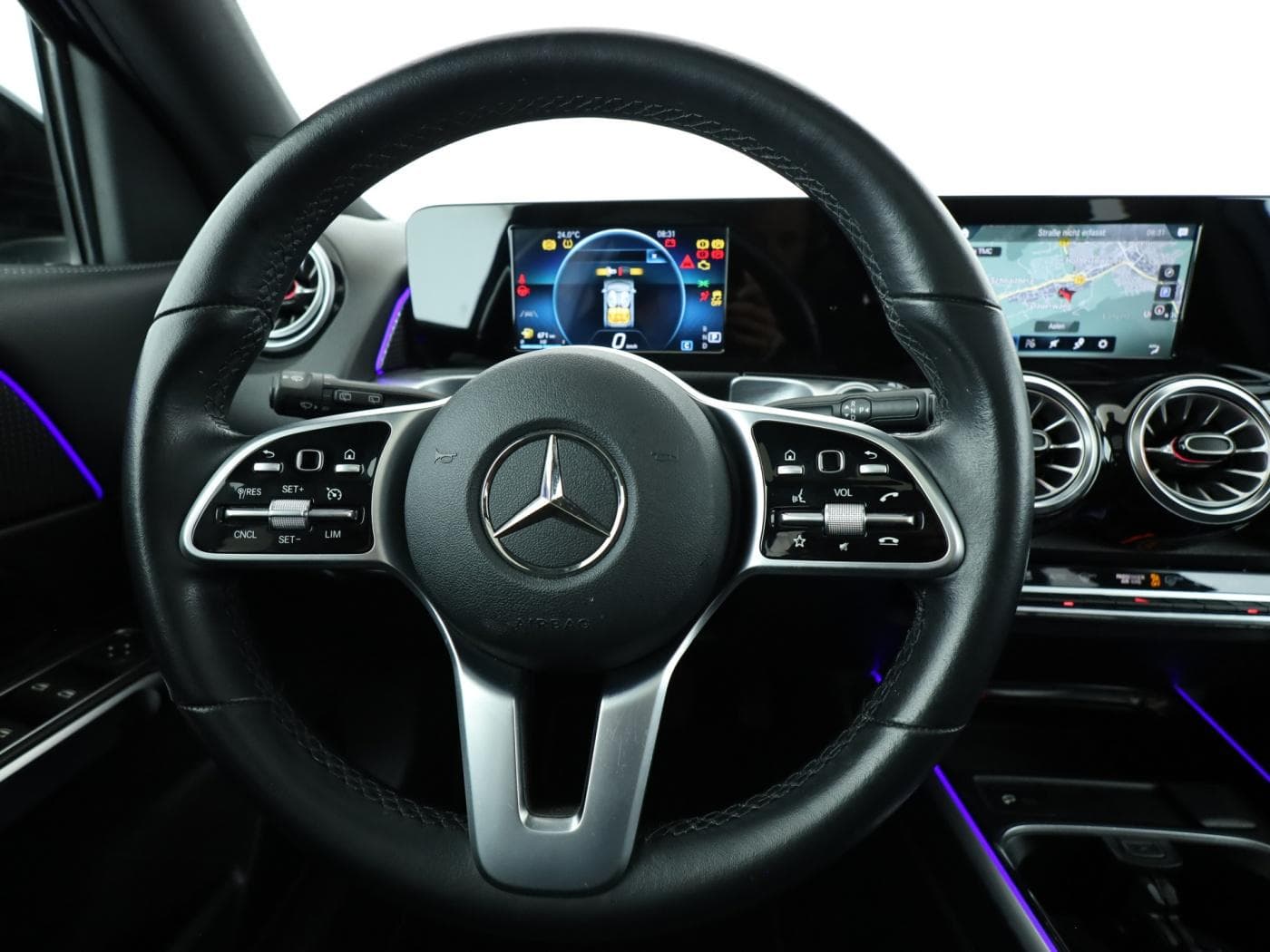 Mercedes-Benz GLB 220 d Bild 11