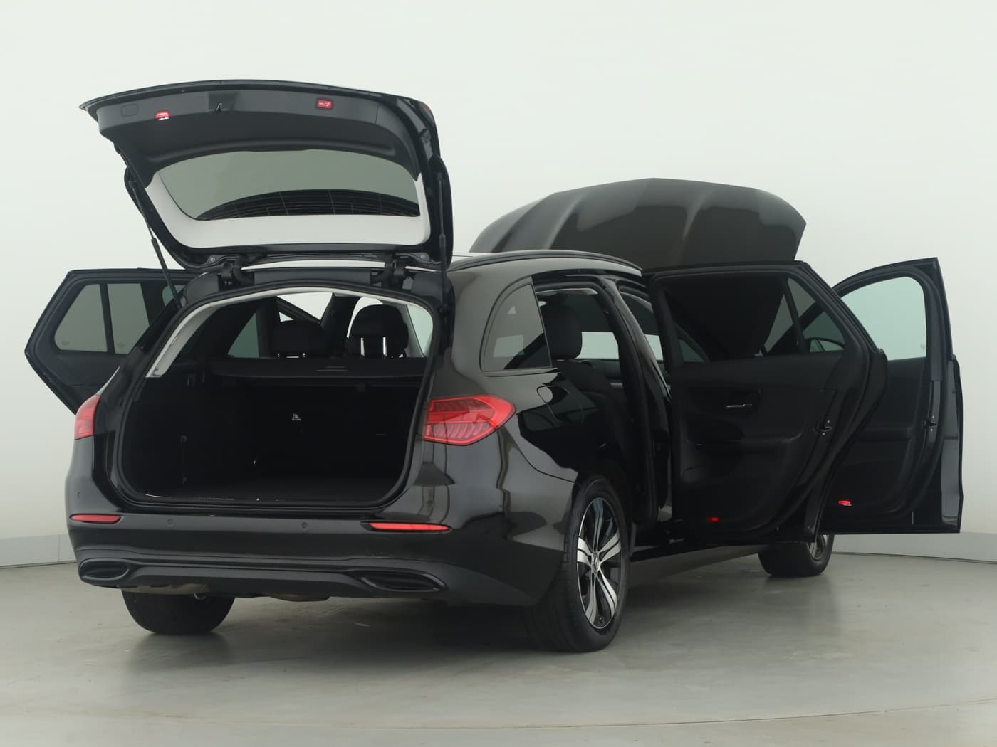 Mercedes-Benz C 220 d T Bild 9