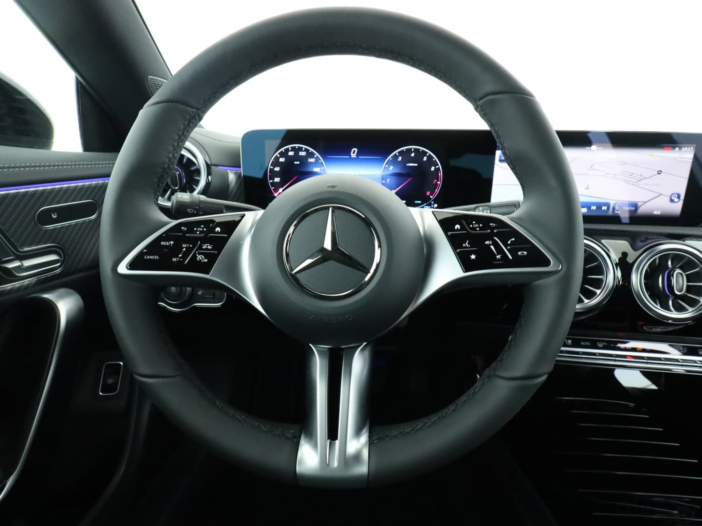 Mercedes-Benz CLA 200 Coup Bild 11