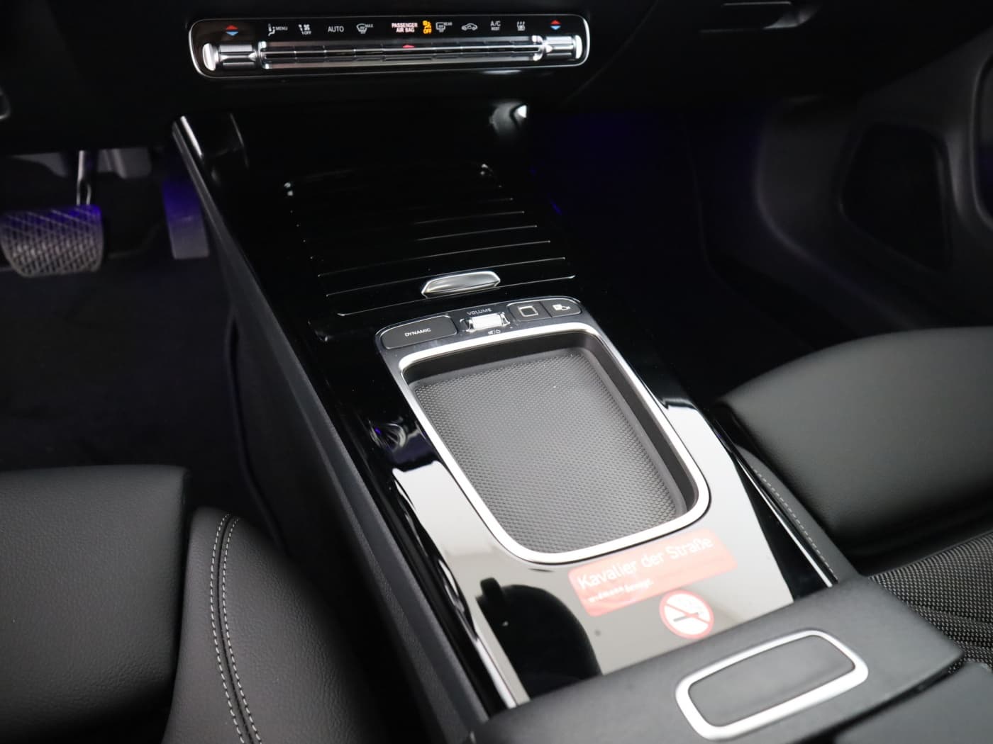 Mercedes-Benz CLA 200 Coup Bild 15