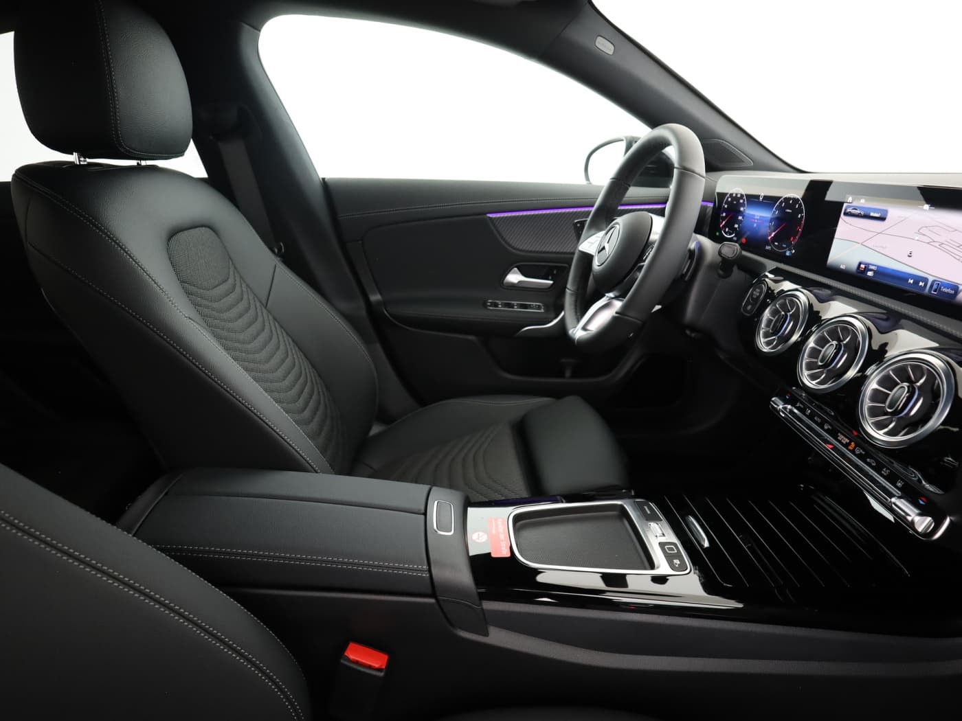 Mercedes-Benz CLA 200 Coup Bild 17