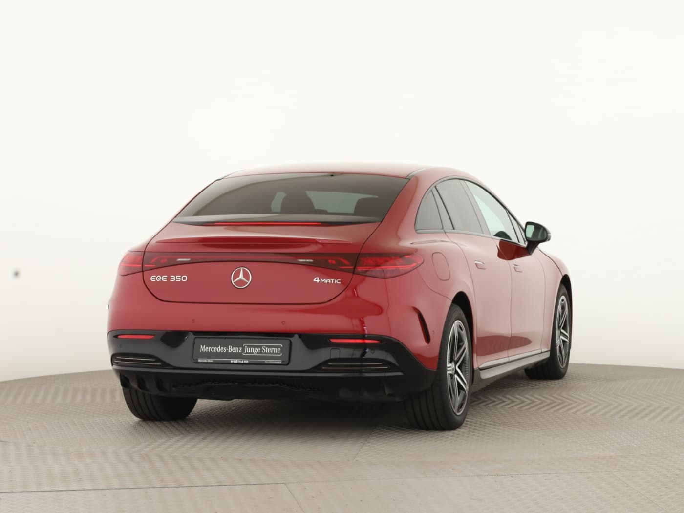 Mercedes-Benz EQE 350 4M Bild 2
