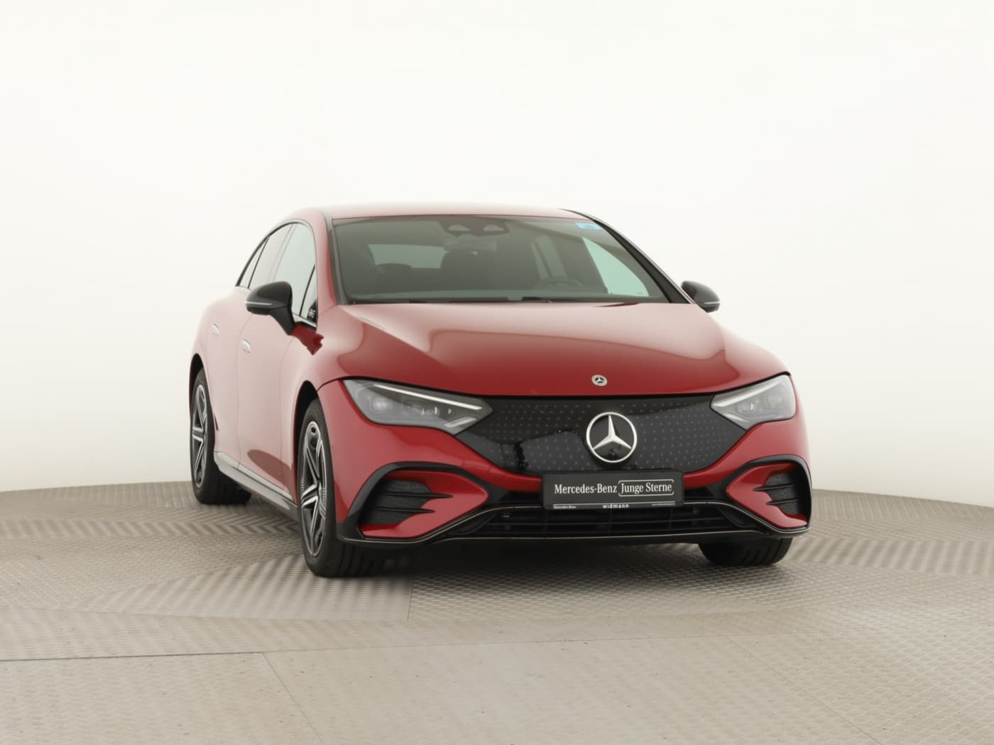Mercedes-Benz EQE 350 4M Bild 3