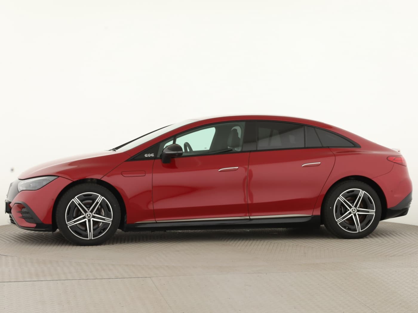 Mercedes-Benz EQE 350 4M Bild 7