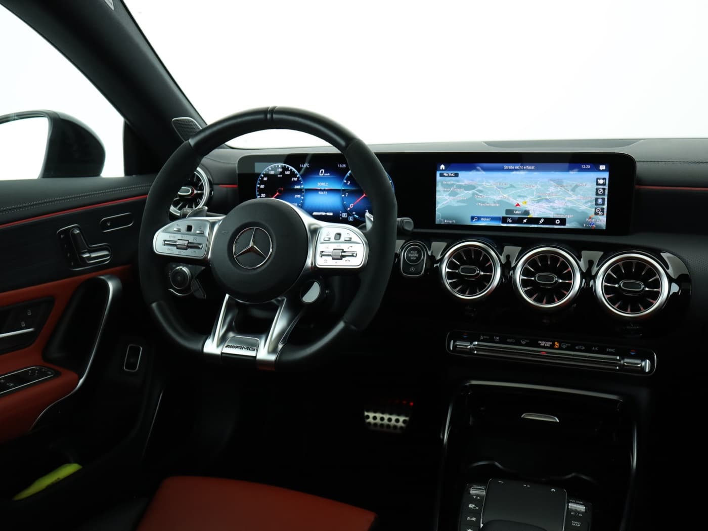 Mercedes-Benz CLA 45 AMG 4M+ Bild 10