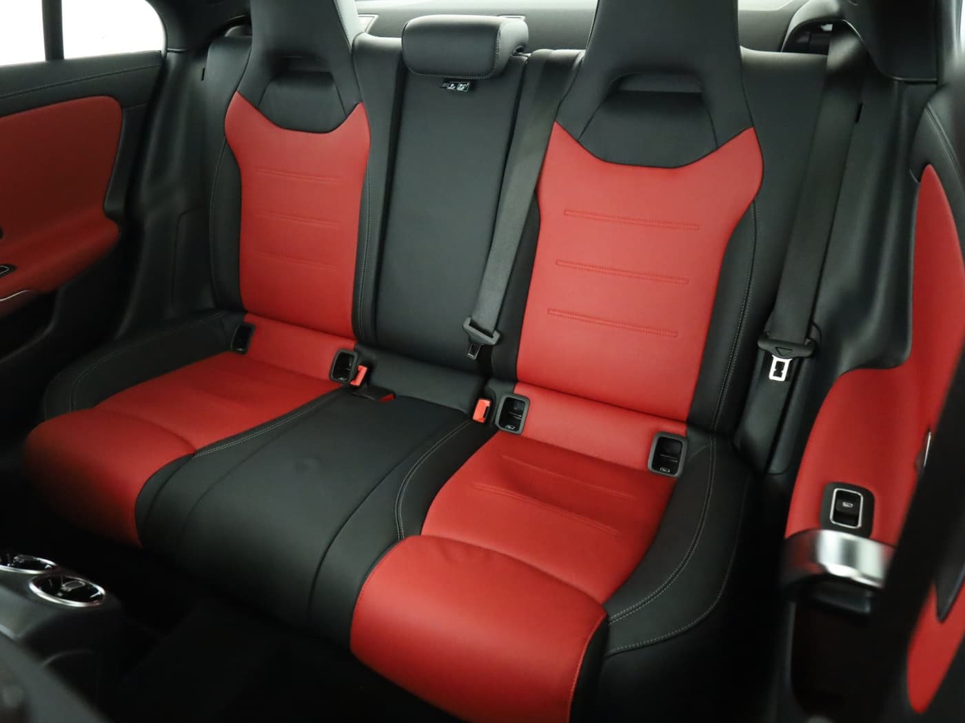 Mercedes-Benz CLA 45 AMG 4M+ Bild 18