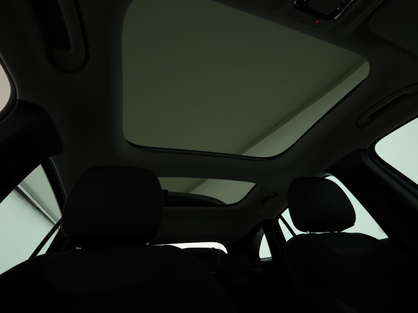 Mercedes-Benz GLA 250 e Bild 21