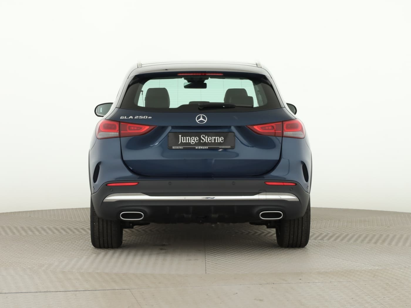 Mercedes-Benz GLA 250 e Bild 4
