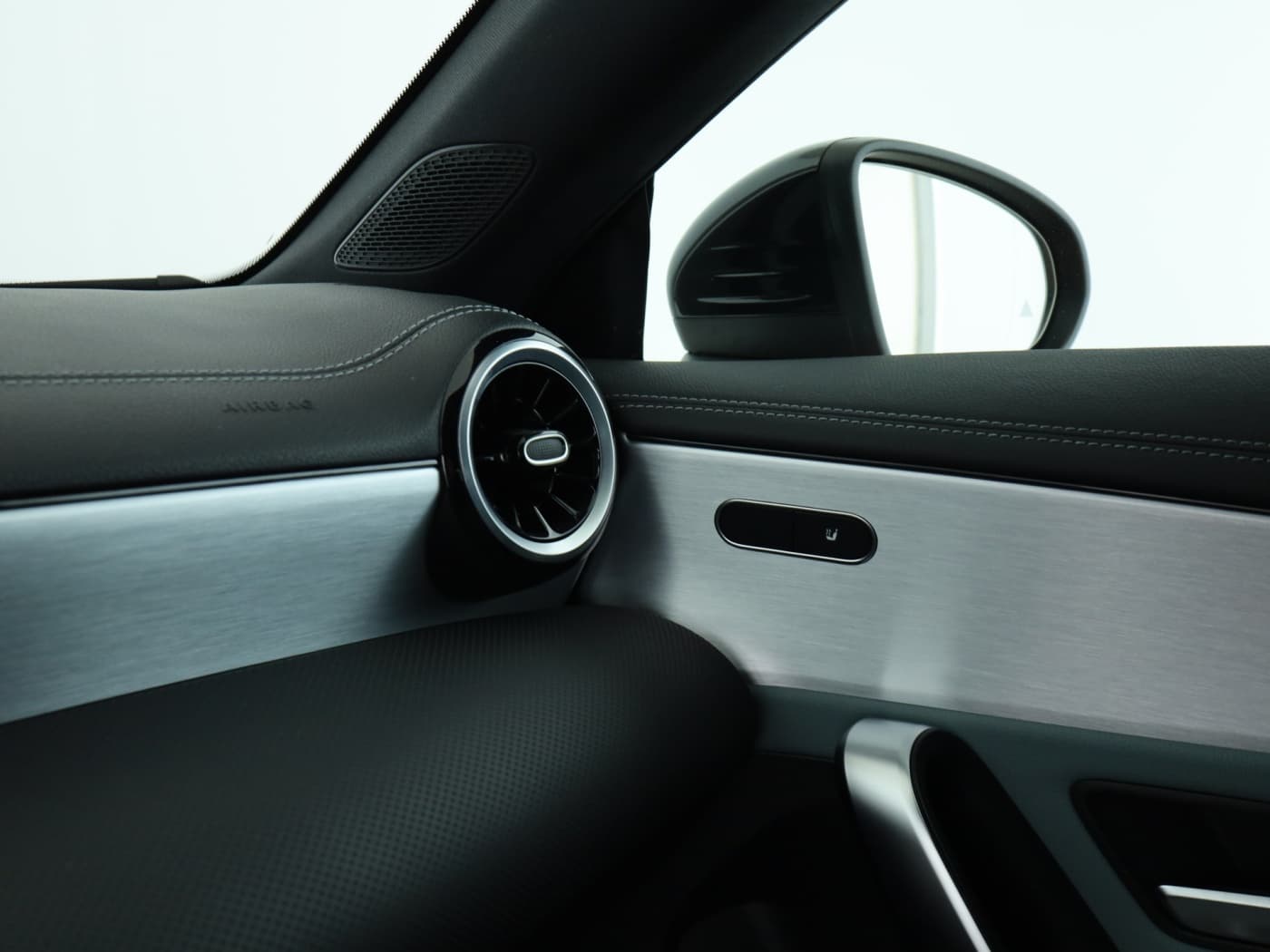 Mercedes-Benz CLA 250 Bild 16