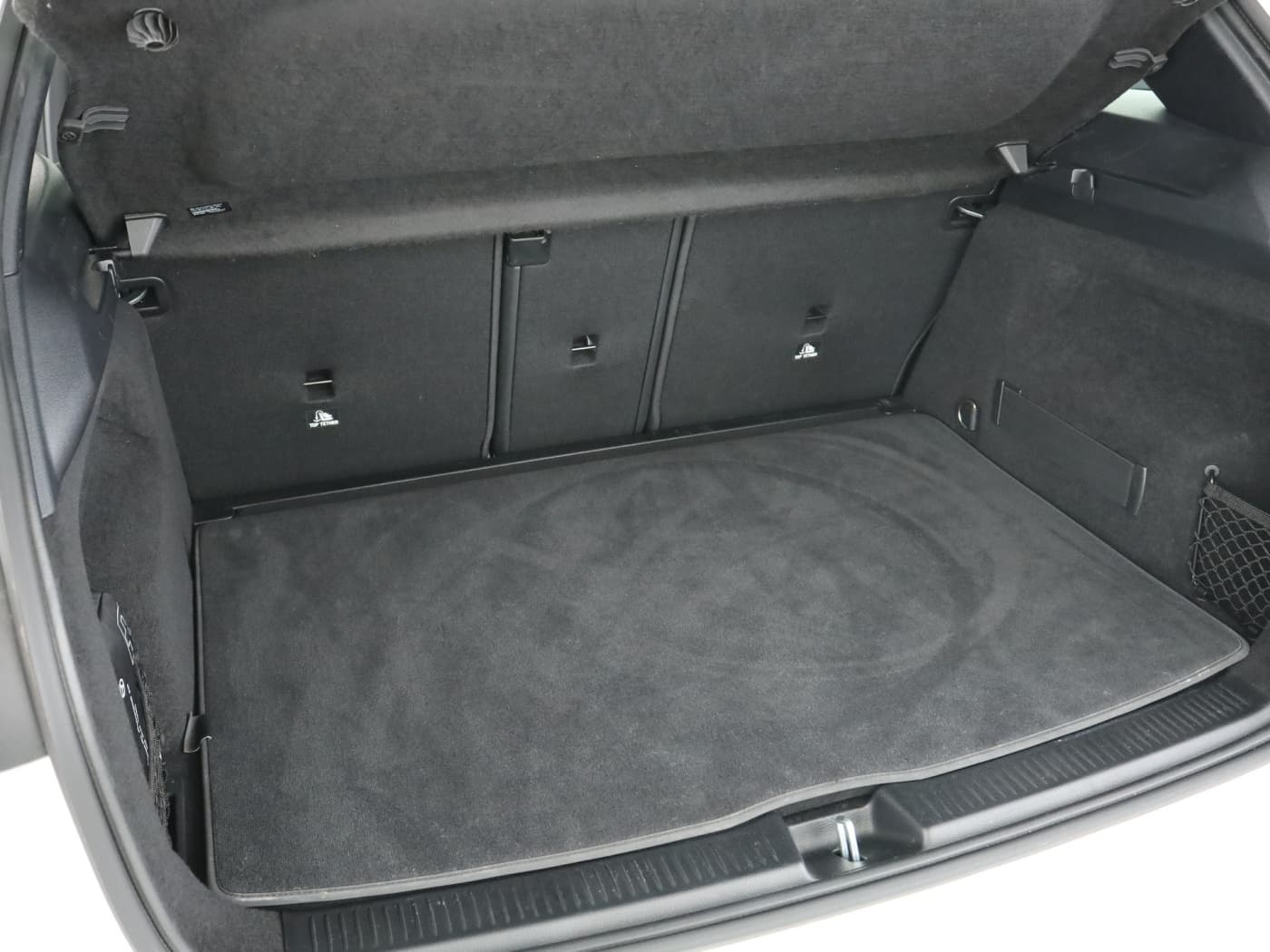 Mercedes-Benz B 180 d Bild 22
