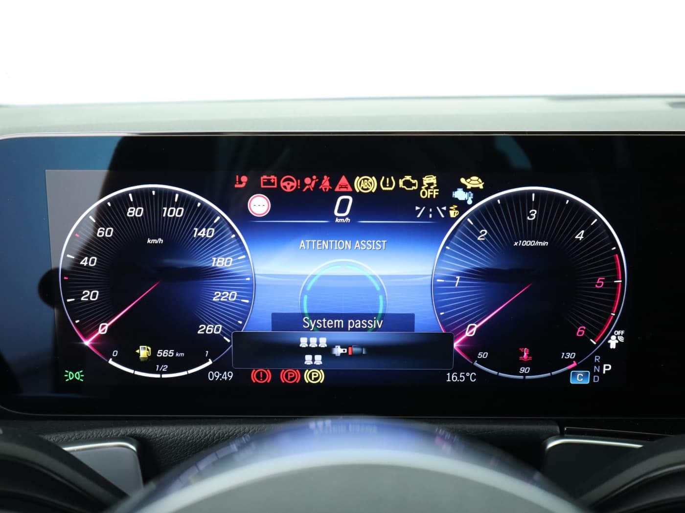 Mercedes-Benz GLB 200 d Bild 12