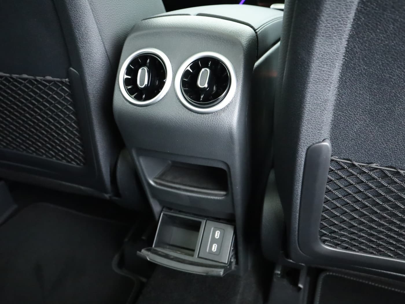 Mercedes-Benz GLB 200 d Bild 24