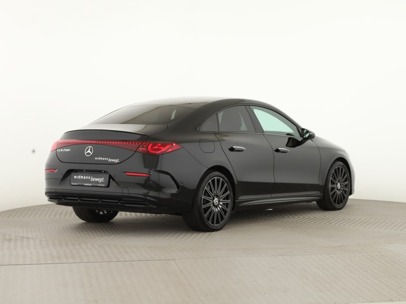 Mercedes-Benz CLA 250+EQ Bild 6