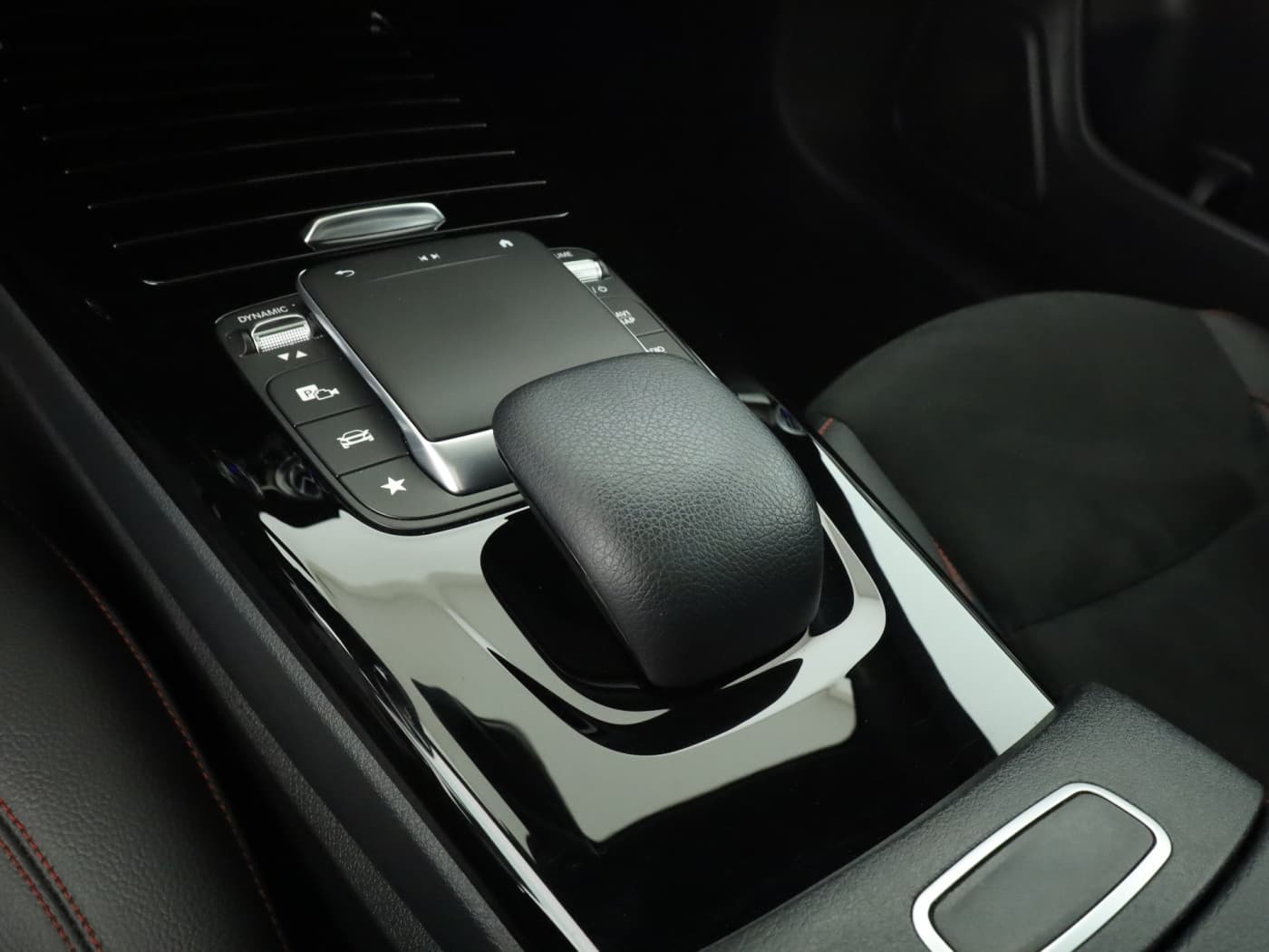 Mercedes-Benz CLA 250 4M SB Bild 15