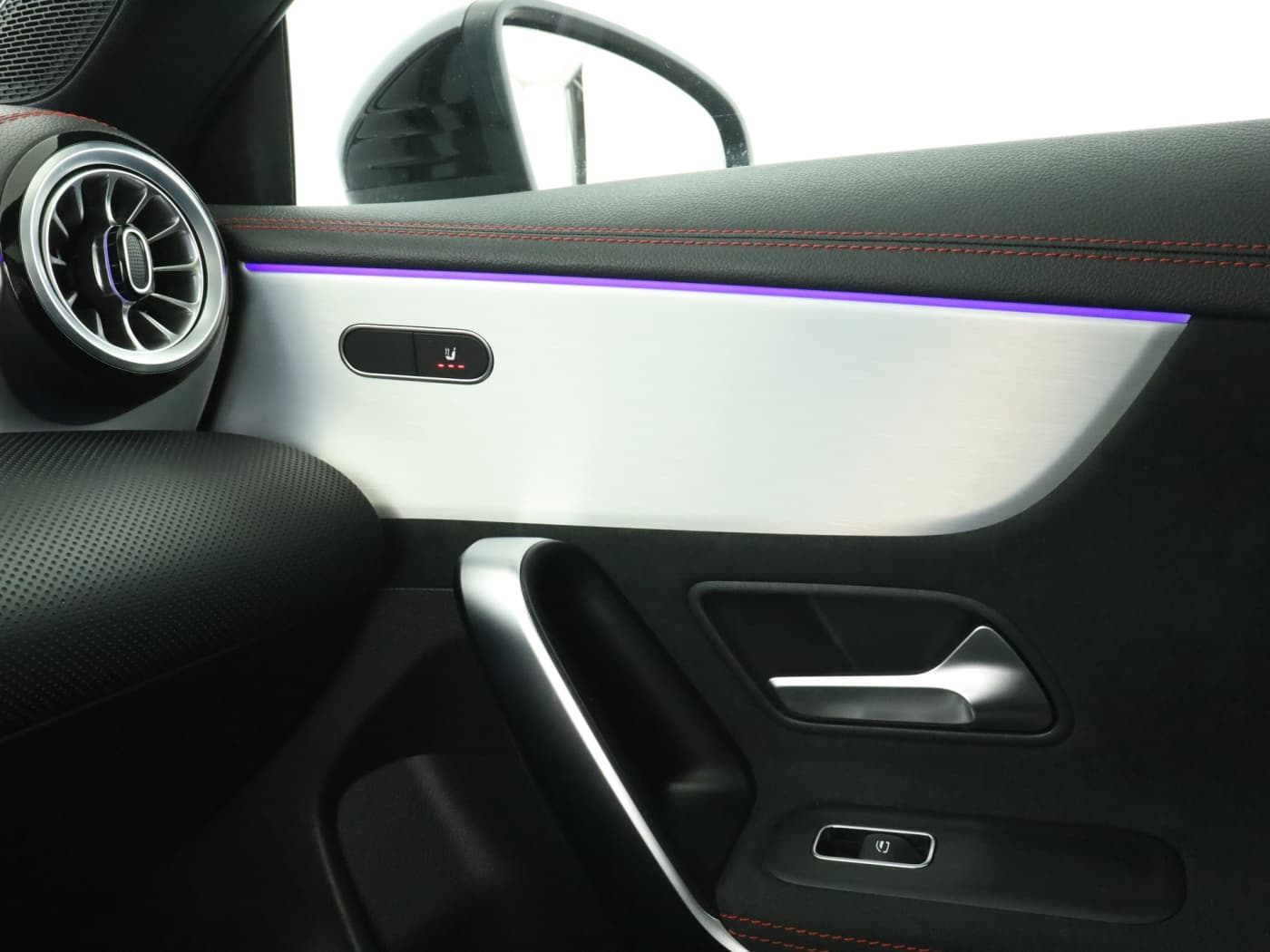 Mercedes-Benz CLA 250 4M SB Bild 16