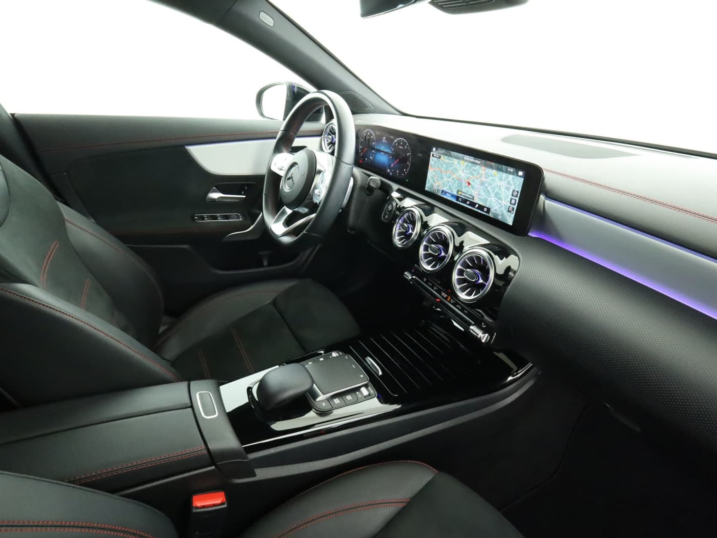 Mercedes-Benz CLA 250 4M SB Bild 17