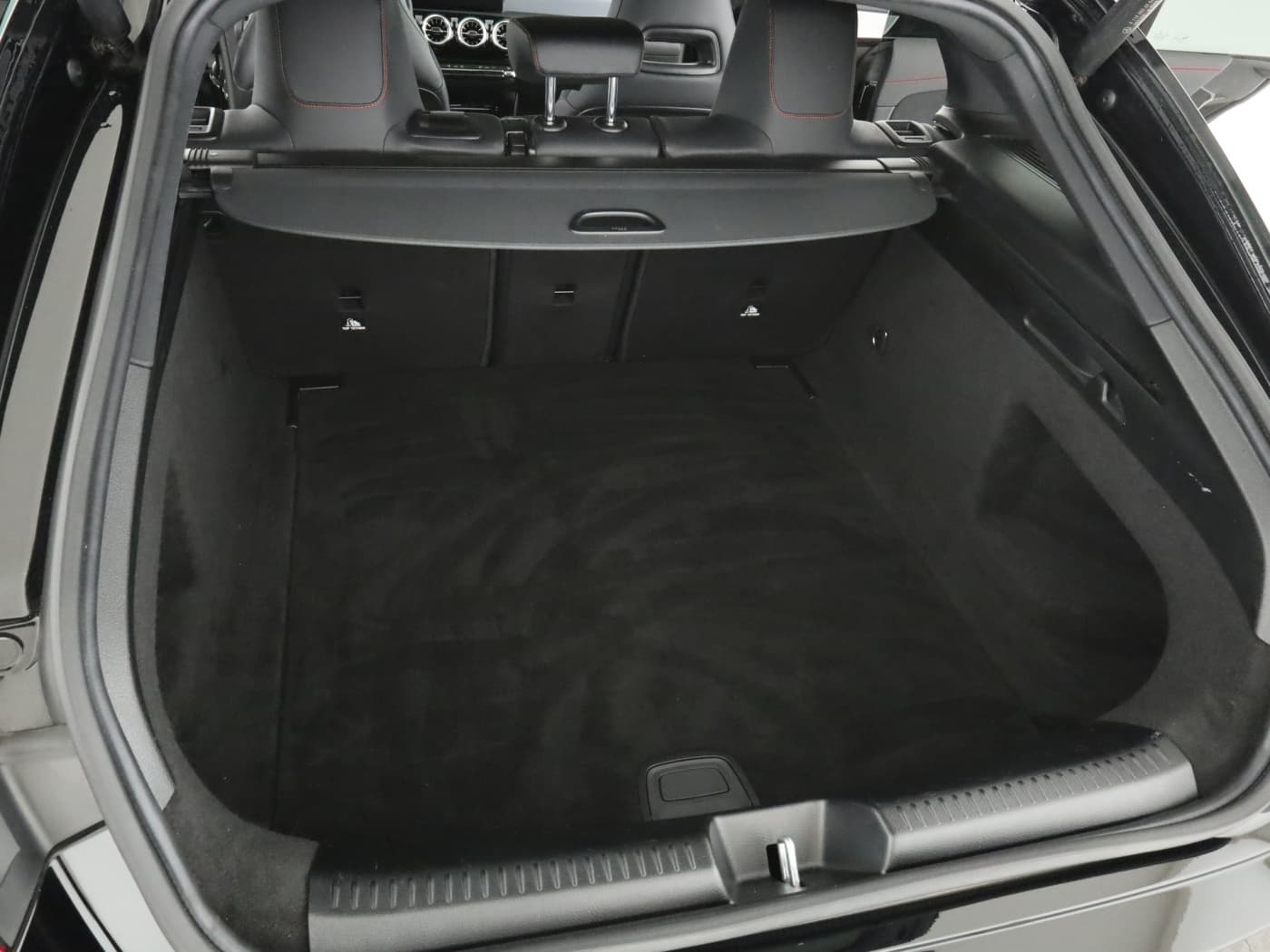 Mercedes-Benz CLA 250 4M SB Bild 23