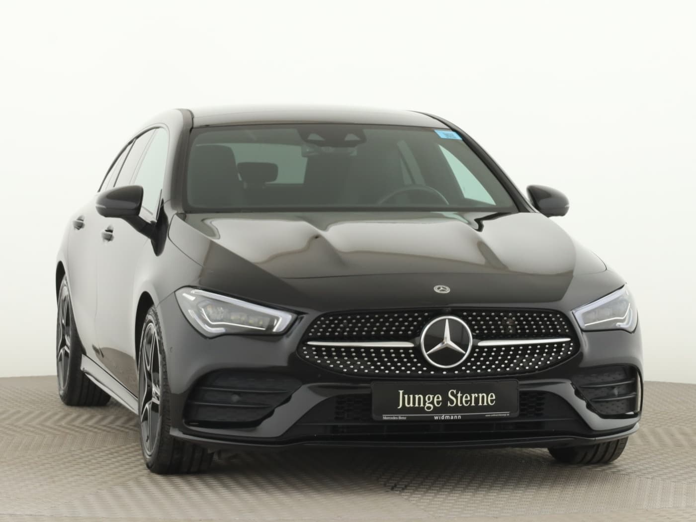Mercedes-Benz CLA 250 4M SB Bild 3