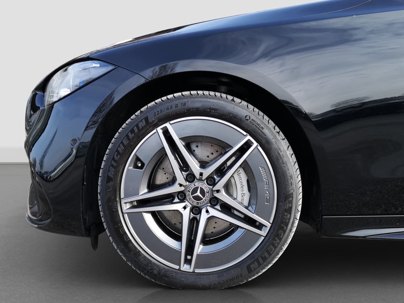 Mercedes-Benz C 300 e T Bild 19