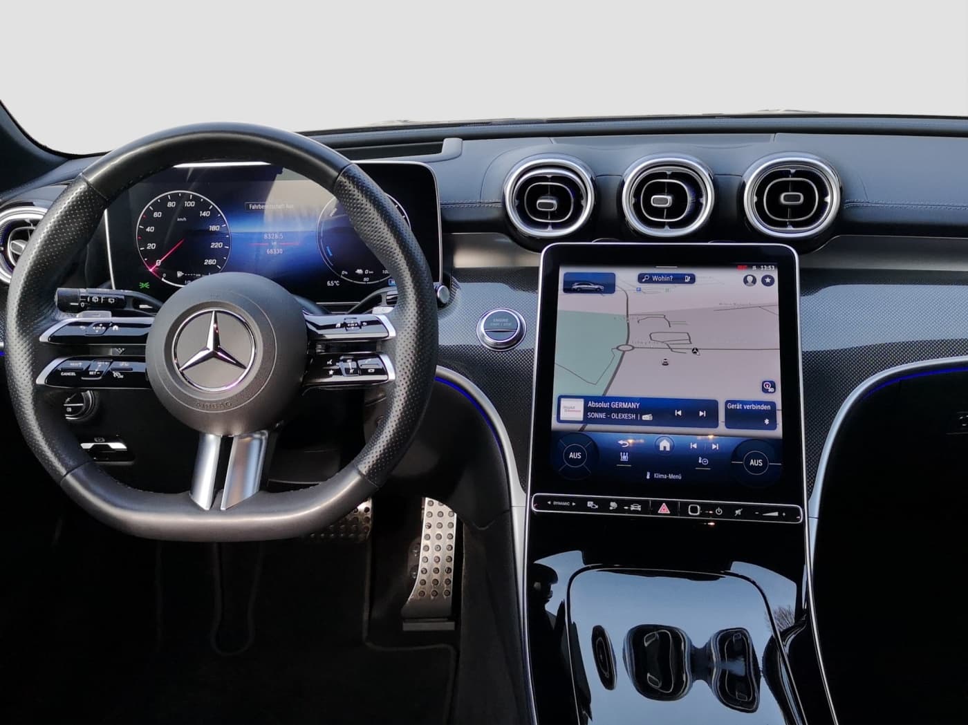 Mercedes-Benz C 300 e T Bild 9