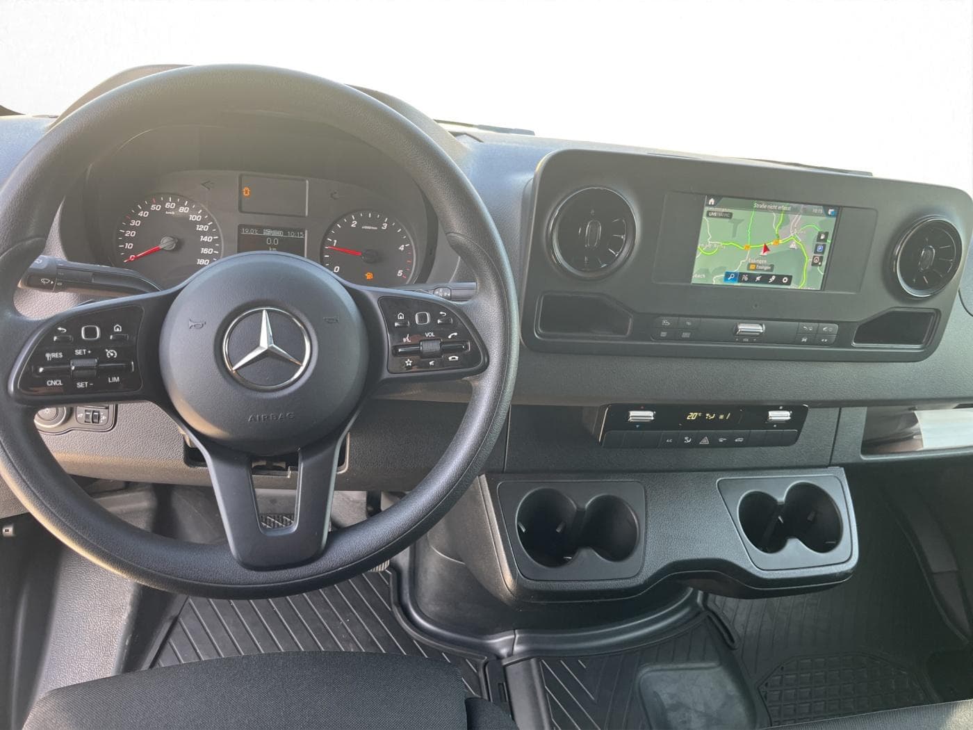 Mercedes-Benz Sprinter 317 CDI KA Hochdach RS 3.665 MM Bild 9