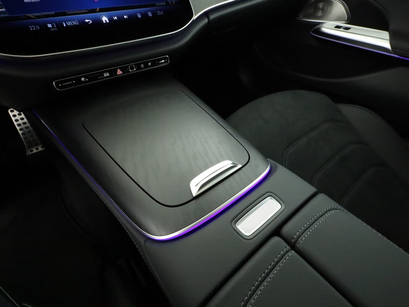 Mercedes-Benz E 220 d 4MATIC T-Modell Bild 15