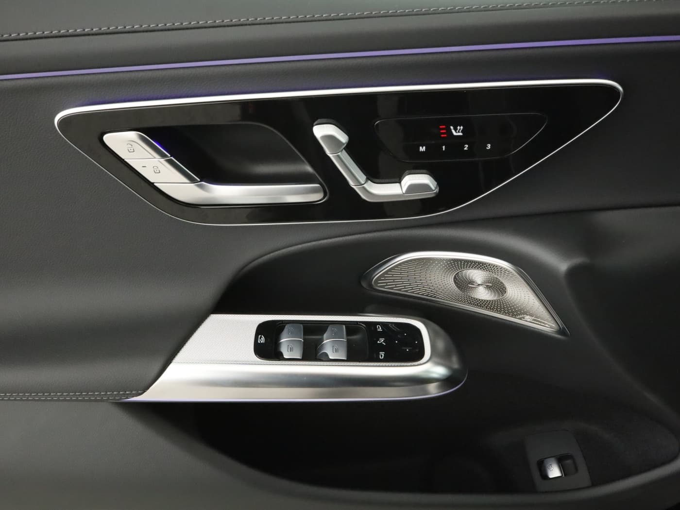 Mercedes-Benz E 220 d 4MATIC T-Modell Bild 20