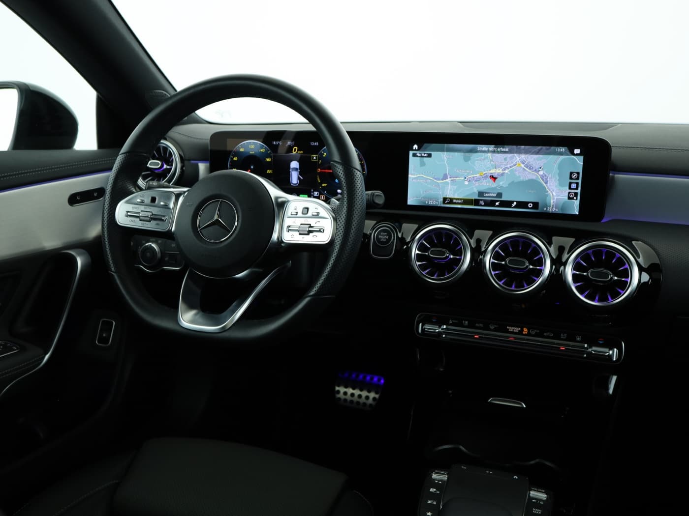 Mercedes-Benz CLA 250 e SB Bild 10