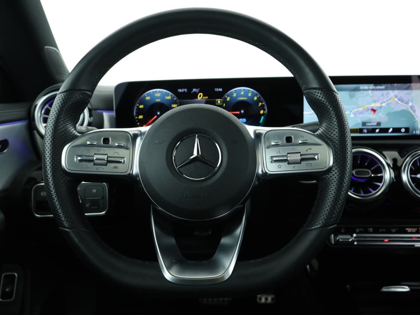 Mercedes-Benz CLA 250 e SB Bild 11