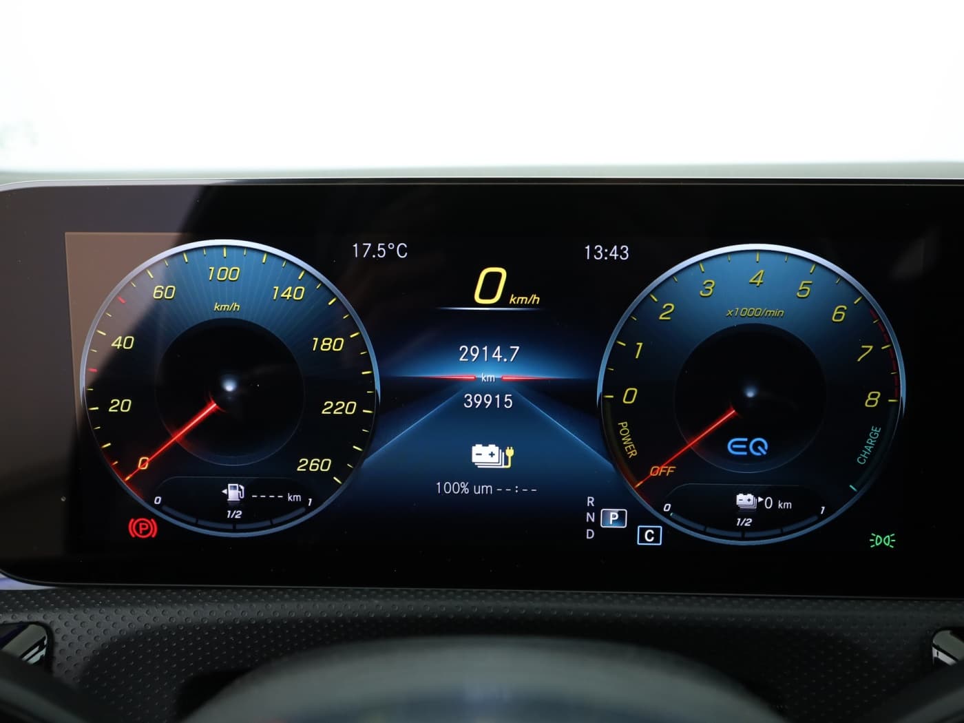 Mercedes-Benz CLA 250 e SB Bild 12