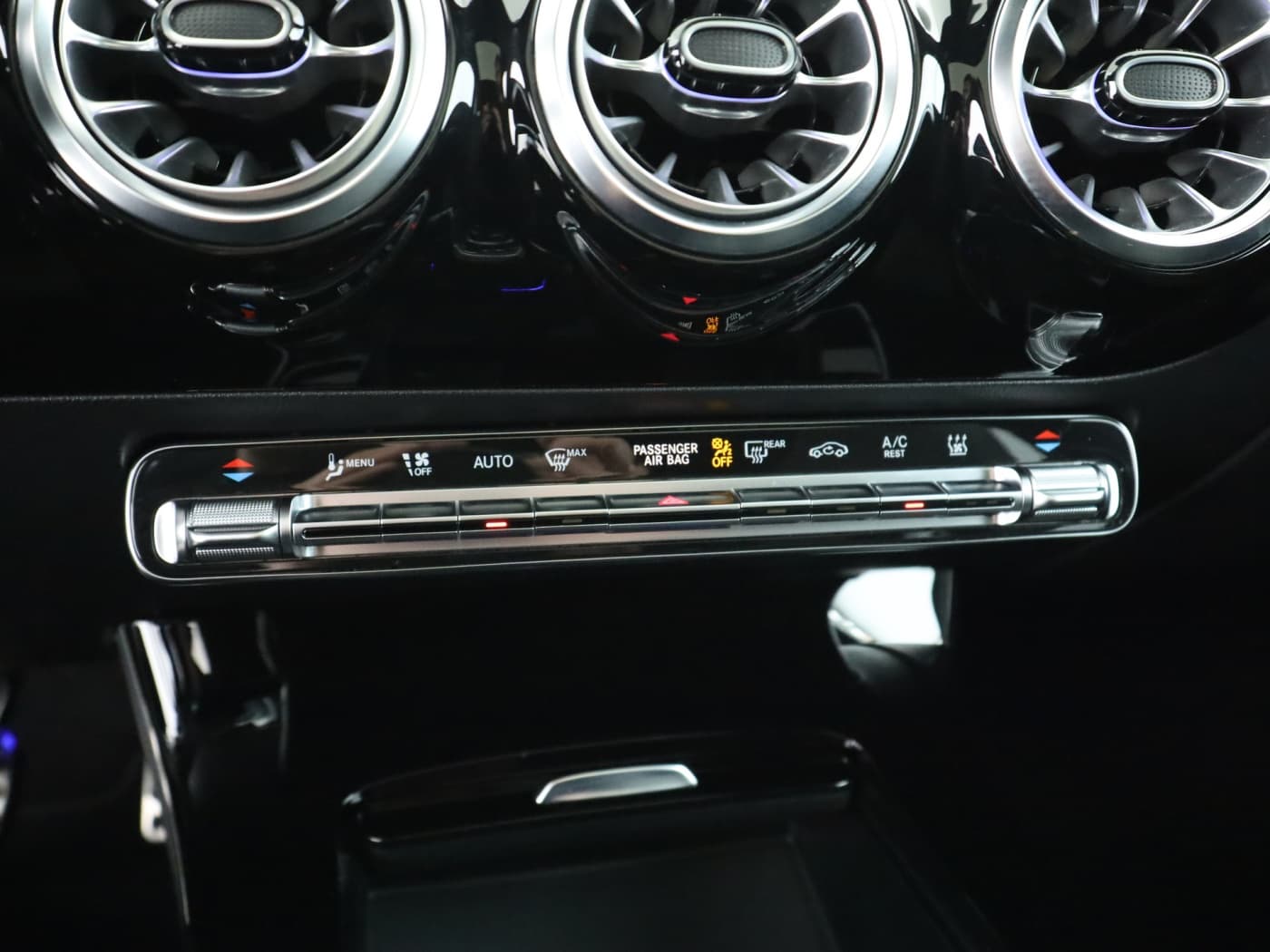 Mercedes-Benz CLA 250 e SB Bild 14